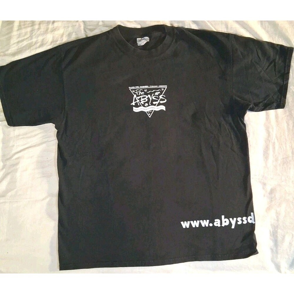YAZBEK XL Black T-Shirt "The Abyss Dive Center And Training Facility 00s